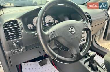 Минивэн Opel Zafira 2003 в 