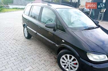 Мінівен Opel Zafira 2004 в Шумську