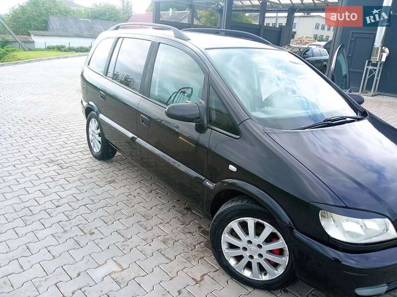 Opel Zafira 2004