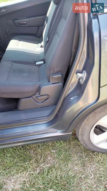 Минивэн Opel Zafira 2008 в Одессе фото 12 Минивэн Opel Zafira 2008 в Одессе