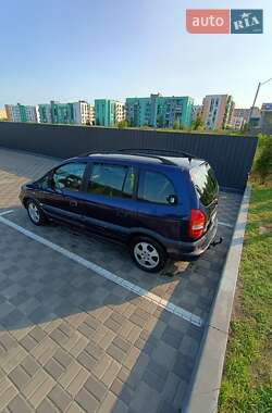 Минивэн Opel Zafira 2001 в 