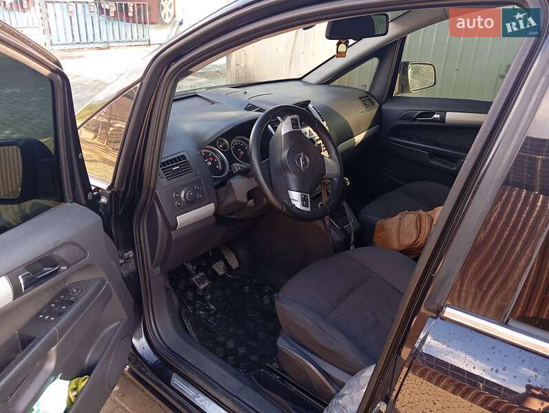Минивэн Opel Zafira 2010 в Верховине фото 11 Минивэн Opel Zafira 2010 в Верховине
