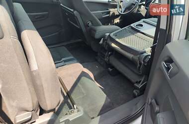 Минивэн Opel Zafira 2011 в 