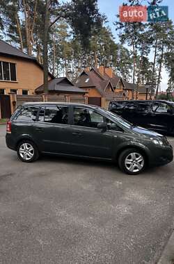 Мінівен Opel Zafira 2011 в 