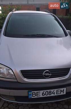 Мінівен Opel Zafira 2000 в 