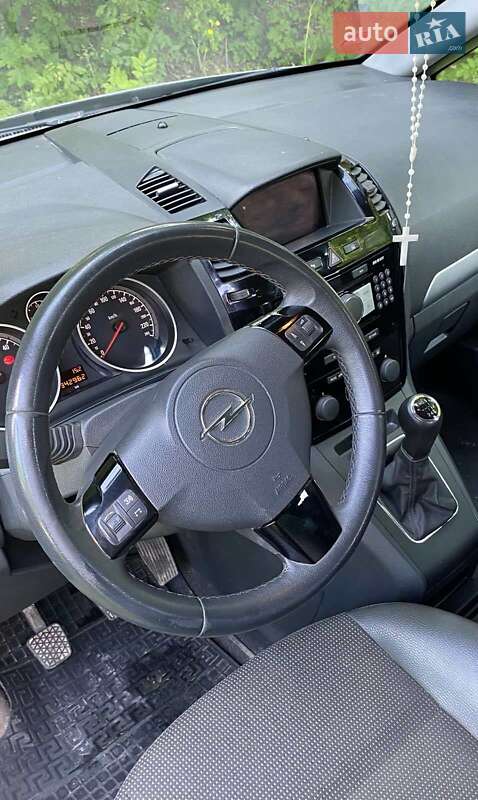 Минивэн Opel Zafira 2009 в Тернополе фото 9 Минивэн Opel Zafira 2009 в Тернополе