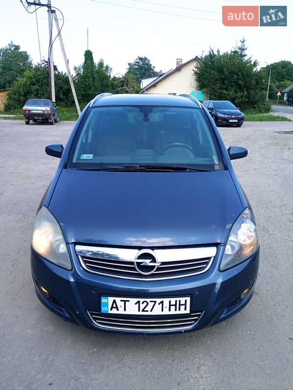 Минивэн Opel Zafira 2008 в Ивано-Франковске фото 3 Минивэн Opel Zafira 2008 в Ивано-Франковске