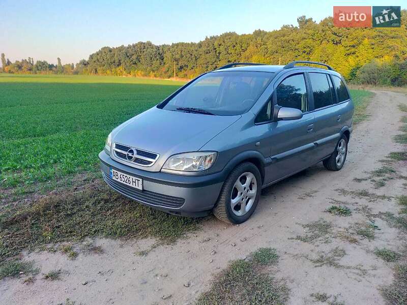 Opel Zafira 2004