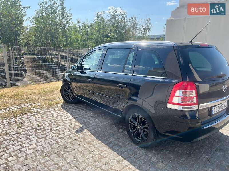 Мінівен Opel Zafira 2009 в Підгородному