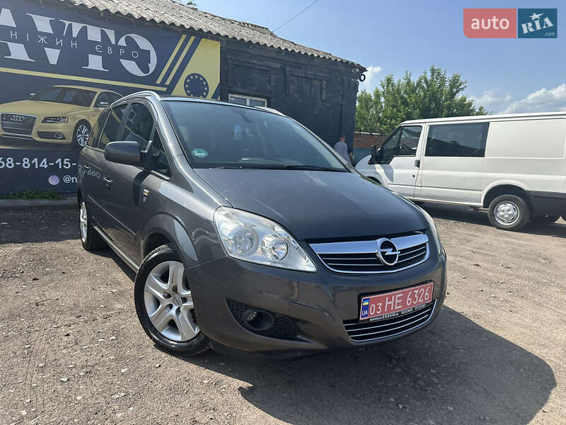 Opel Zafira 2010
