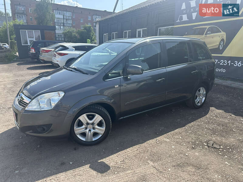 Минивэн Opel Zafira 2010 в Нежине