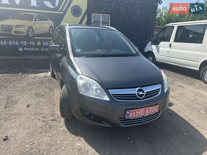 Минивэн Opel Zafira 2010 в Нежине