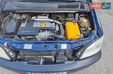 Минивэн Opel Zafira 2002 в 