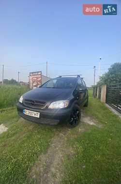 Мінівен Opel Zafira 2005 в Новояворівську