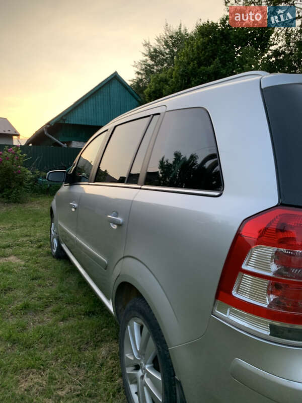 Минивэн Opel Zafira 2008 в Золочеве фото 26 Минивэн Opel Zafira 2008 в Золочеве