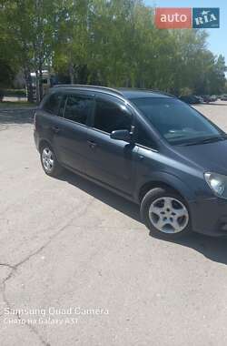 Минивэн Opel Zafira 2007 в 