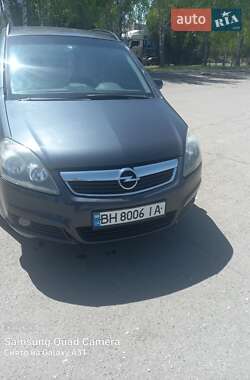 Минивэн Opel Zafira 2007 в 