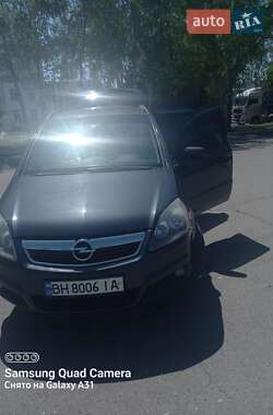 Минивэн Opel Zafira 2007 в 