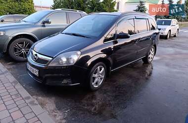 Мінівен Opel Zafira 2006 в Радомишлі