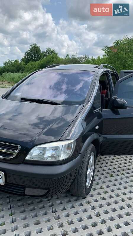 Opel Zafira 2001