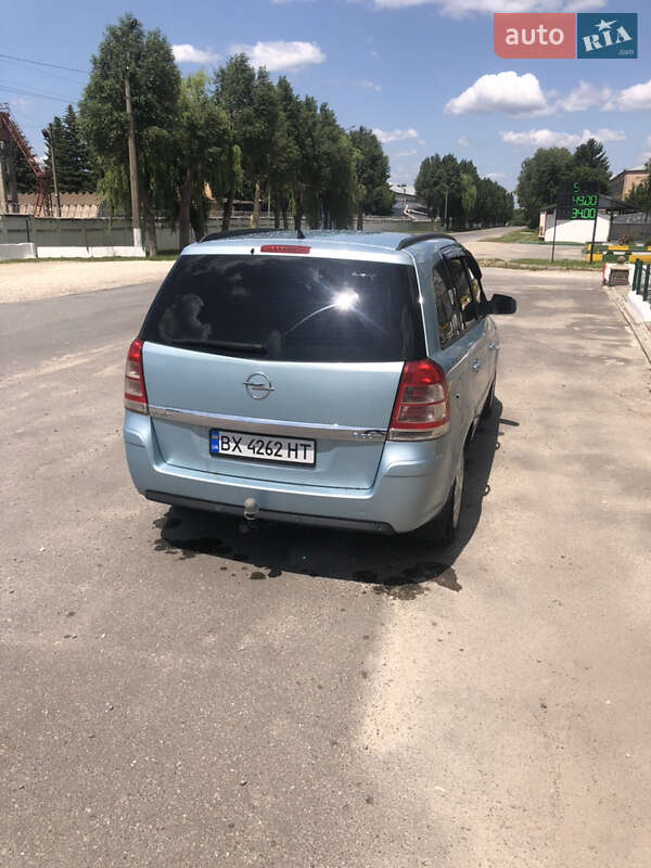 Мінівен Opel Zafira 2009 в Волочиську