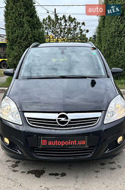 Минивэн Opel Zafira 2008 в Сумах