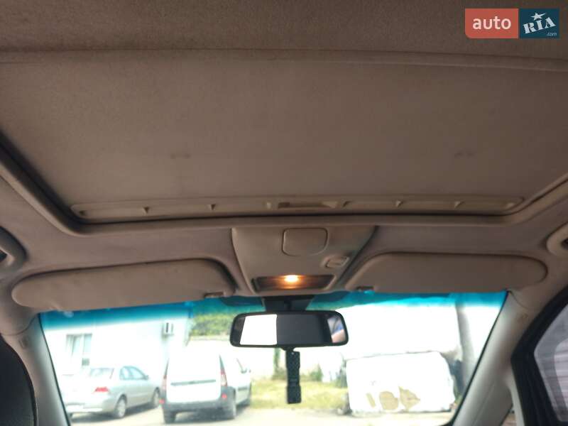 Мінівен Opel Zafira 2002 в Рівному