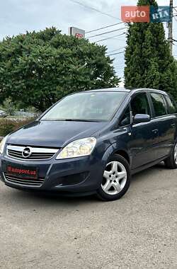 Минивэн Opel Zafira 2008 в Сумах
