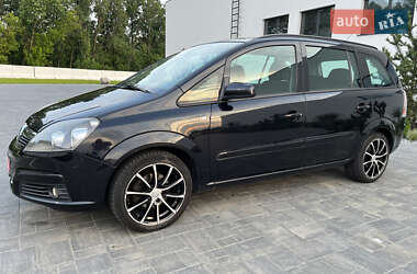 Минивэн Opel Zafira 2007 в 