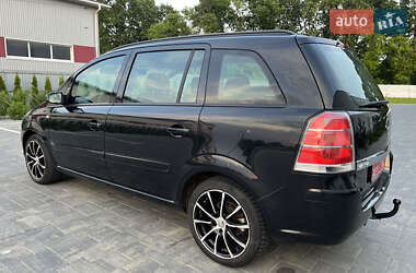 Минивэн Opel Zafira 2007 в 