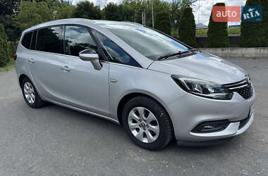 Минивэн Opel Zafira 2017 в 