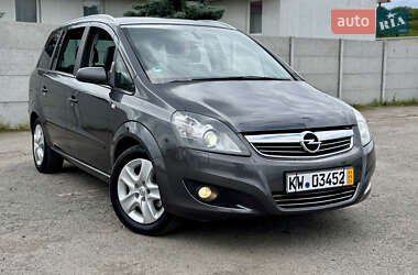 Минивэн Opel Zafira 2009 в Виннице