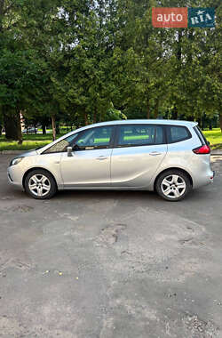 Минивэн Opel Zafira 2013 в 