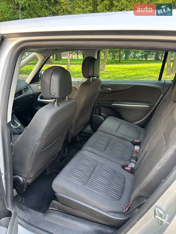 Мінівен Opel Zafira 2013 в Нововолинську фото 12 Мінівен Opel Zafira 2013 в Нововолинську