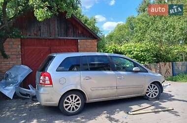 Минивэн Opel Zafira 2008 в Киверцах