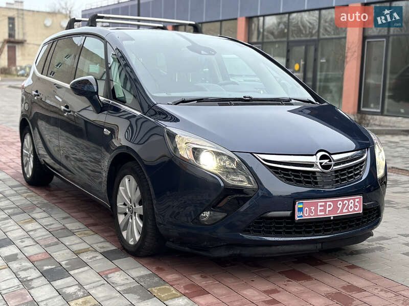 Микровэн Opel Zafira 2012 в 