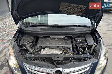 Микровэн Opel Zafira 2012 в 