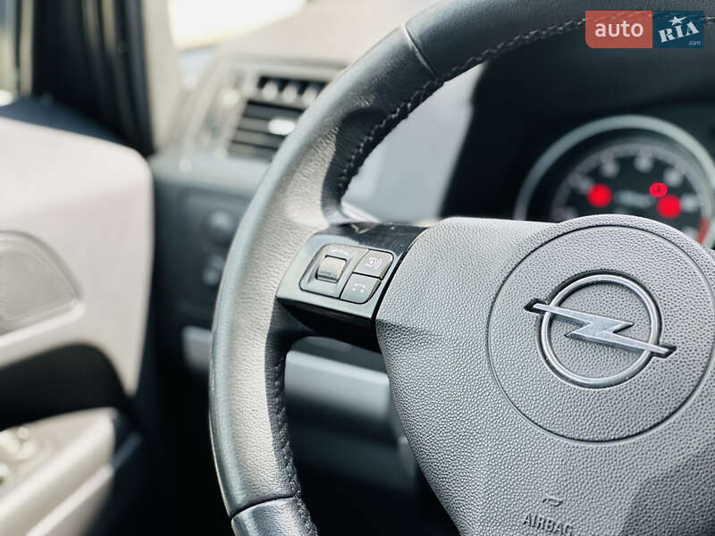 Мінівен Opel Zafira 2011 в Харкові фото 28 Мінівен Opel Zafira 2011 в Харкові