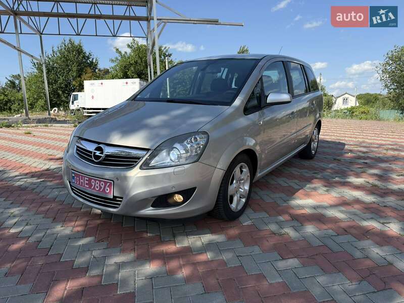Мінівен Opel Zafira 2009 в Білій Церкві