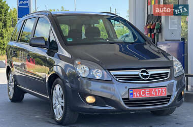 Минивэн Opel Zafira 2012 в 