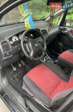 Минивэн Opel Zafira 2000 в 
