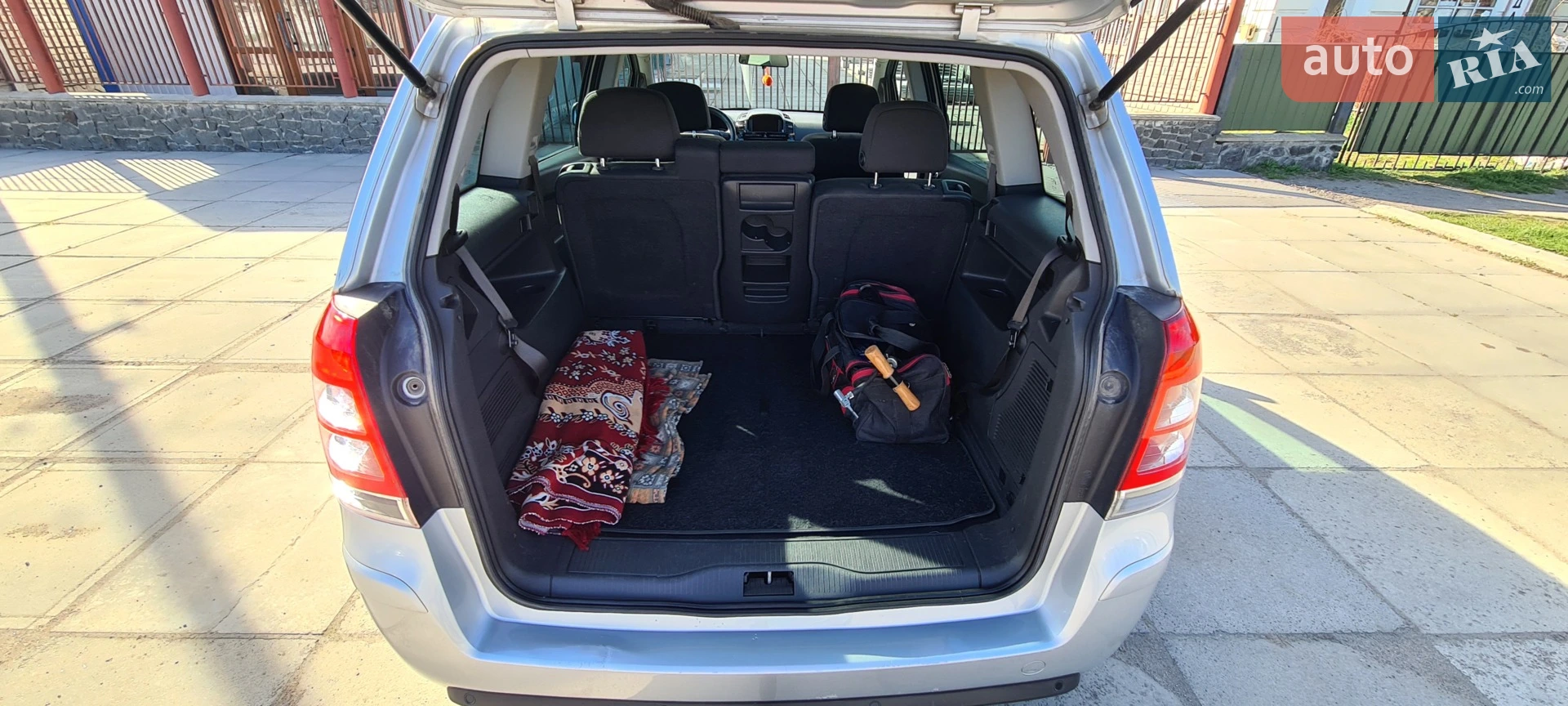 2011 Opel Zafira - мініатюра 19