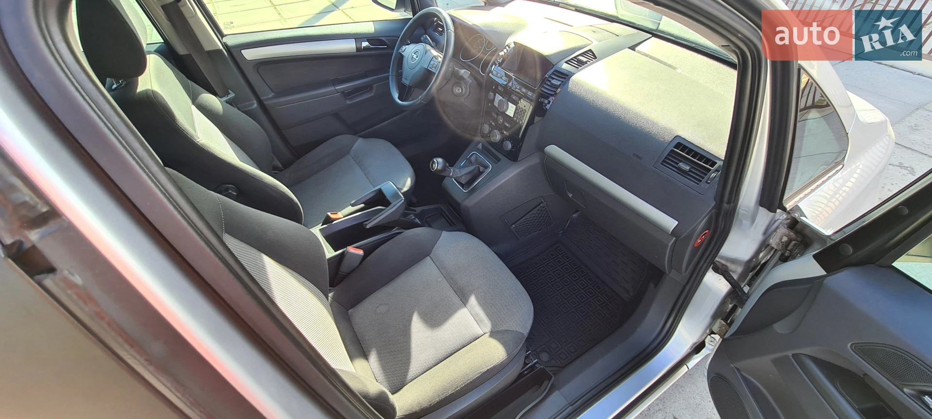 2011 Opel Zafira - мініатюра 24