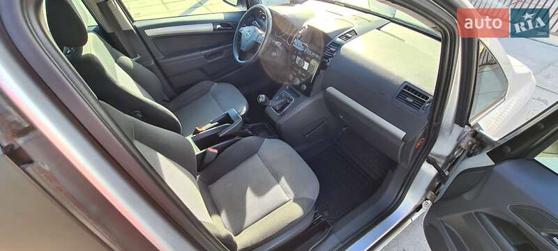 Мінівен Opel Zafira 2011 в Лисянці