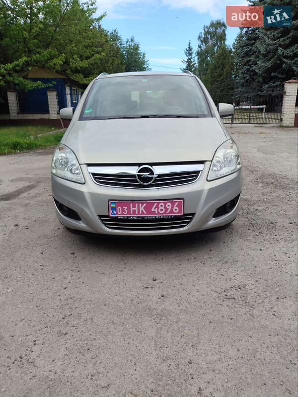 Opel Zafira 2010