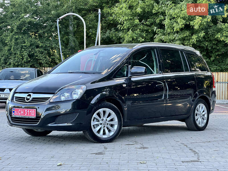 Opel Zafira 2014