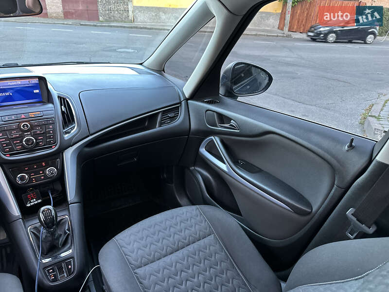 Микровэн Opel Zafira 2013 в Хмельнике