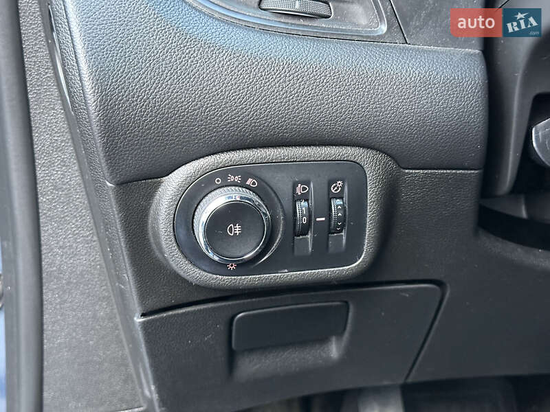 Микровэн Opel Zafira 2013 в Хмельнике