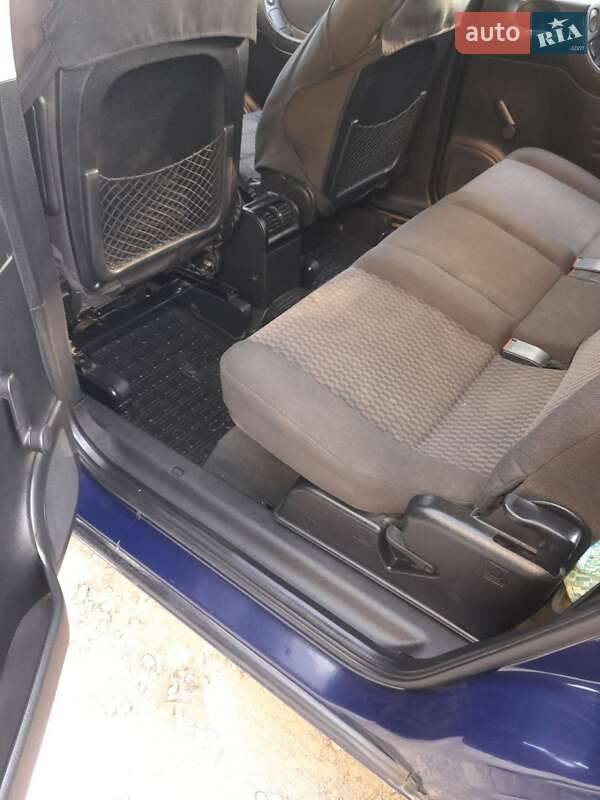 Минивэн Opel Zafira 2005 в Черновцах