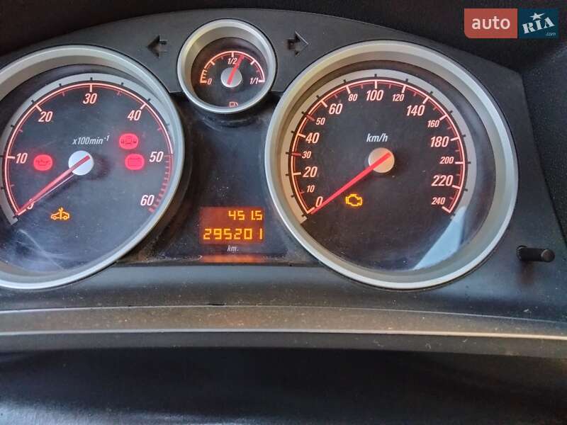 Мінівен Opel Zafira 2009 в Луцьку